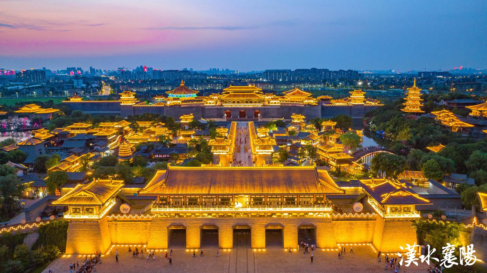 ▲唐城景区夜景如画