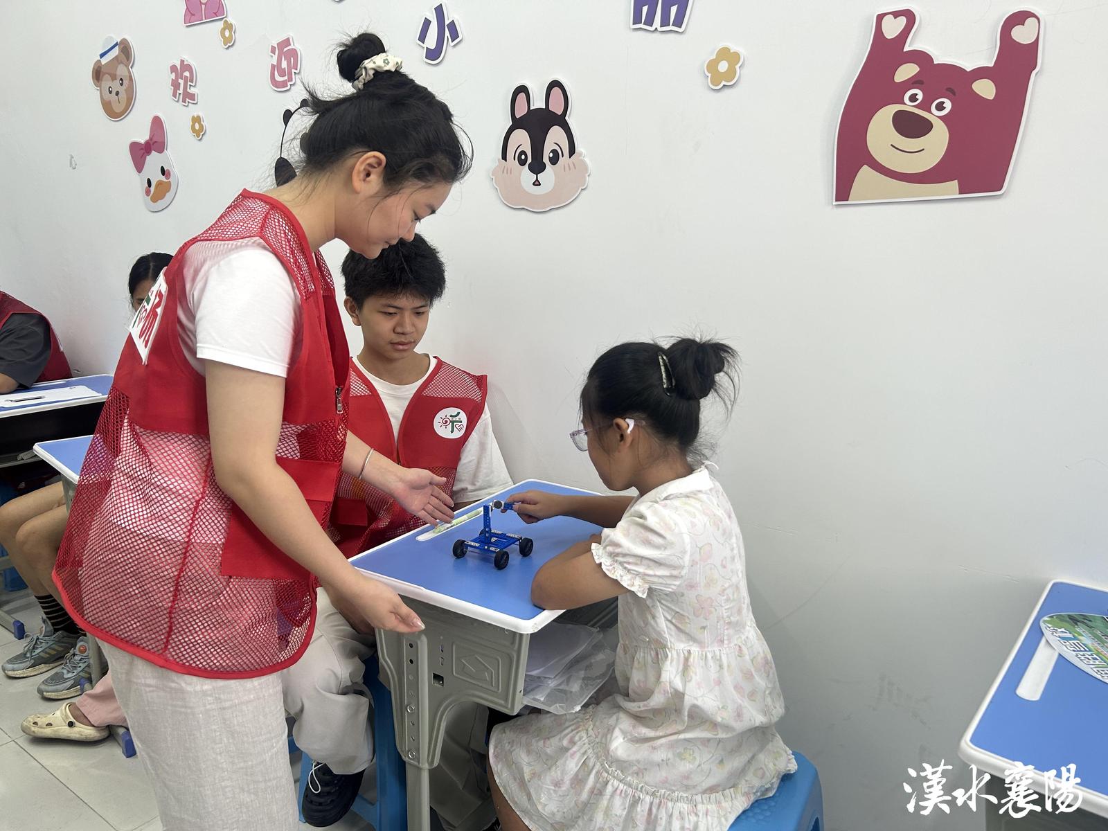 ▲杨家河社区暑期开设托管班